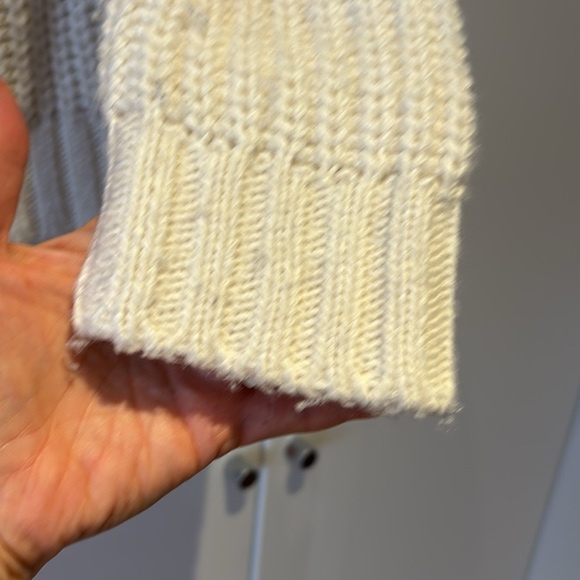 GUC Anine Bing Cozy White Sweater - XS (oversized) - Picture 3 of 8